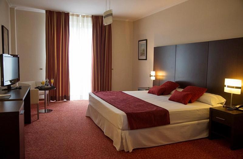 O Val Do Naseiro Hotel Viveiro Cameră foto
