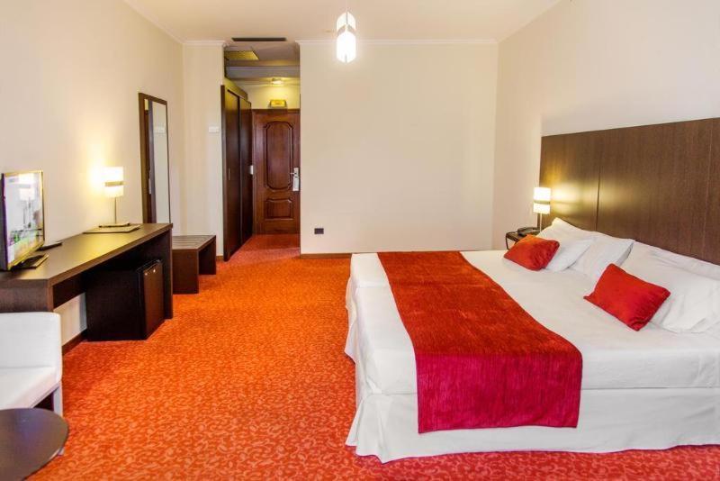 O Val Do Naseiro Hotel Viveiro Cameră foto